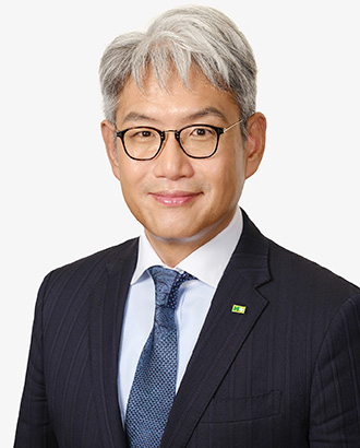 狭間 研至 氏